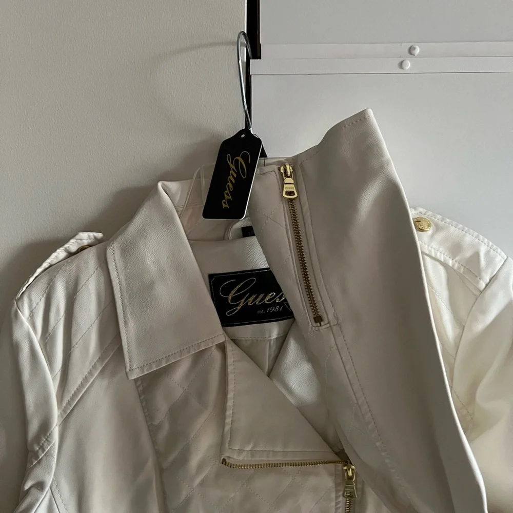 Jacket - Picture 2 of 3